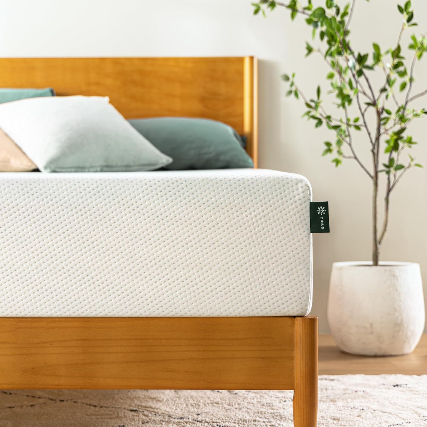 ZINUS 5 Inch Green Tea Memory Foam Mattress [New Version], Twin, Fiberglass free, Medium Firm Feel, Zoned Pressure Relief, Certified Safe Foams & Fabric, Mattress in A Box
